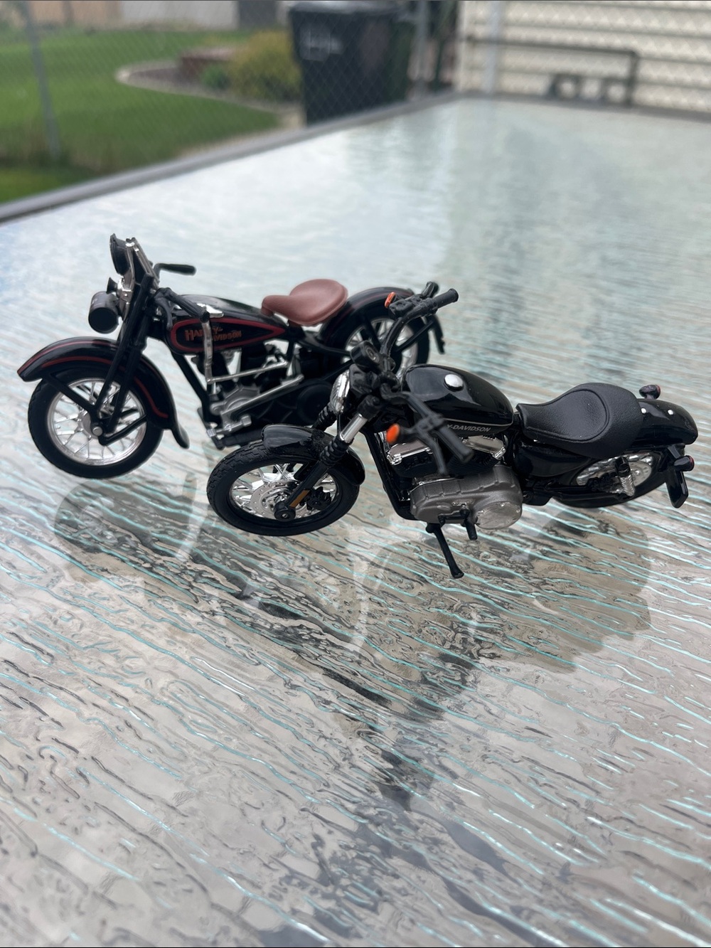 Maisto Harley Davidson Plastic Models 1:18 Scale Motorcycles Set of 13 - Picture 13 of 15
